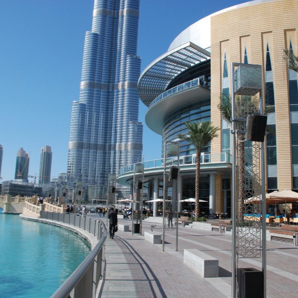 For shopping lovers: Dubai's top 3 malls and properties near them